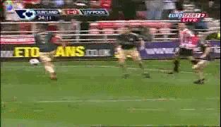 足球搞笑GIF（30）：女足*力暴**起来，比男足可怕多了