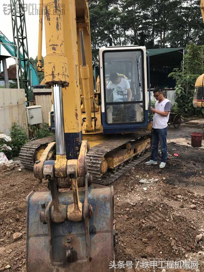 23万的小挖机,买台3万多小挖机回家