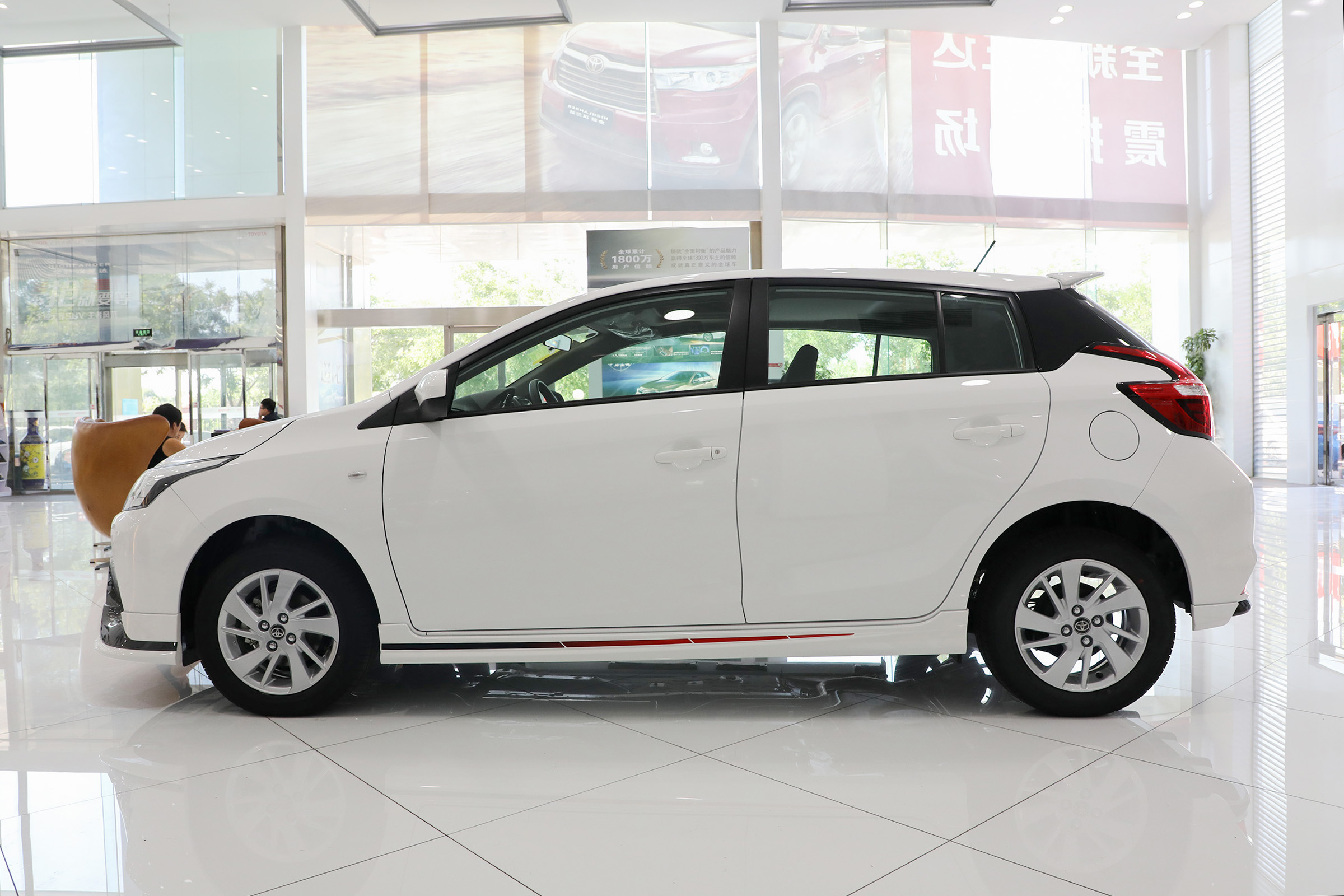 小懂说车亚洲龙,小懂说车比亚迪宋