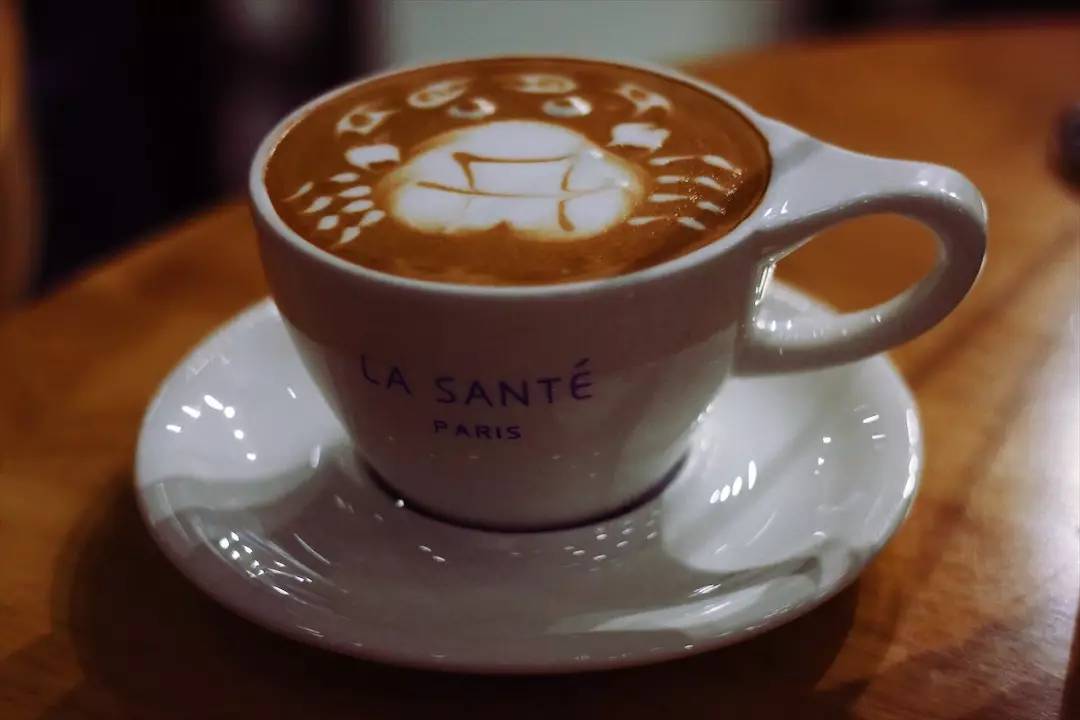 BLUFISH|他在天津造了这座蓝色的饕餮城堡,只为把青梅竹马的她从巴黎追回来