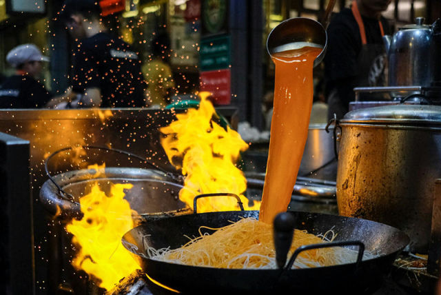 如果你对“一带一路”没概念,那么这个与舌尖相关的点应该get