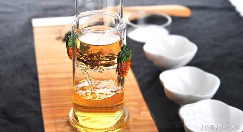 玻璃杯泡茶和陶瓷杯泡茶哪个好,白茶专用超薄玻璃杯
