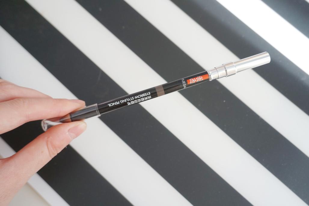 自然纯真才是王道，猫小兔教你打造甜美约会妆