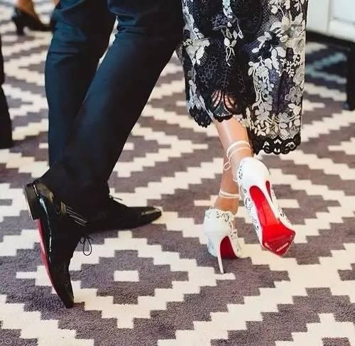 要想秀恩爱穿情侣装是一种好方法,如何优雅地穿情侣装