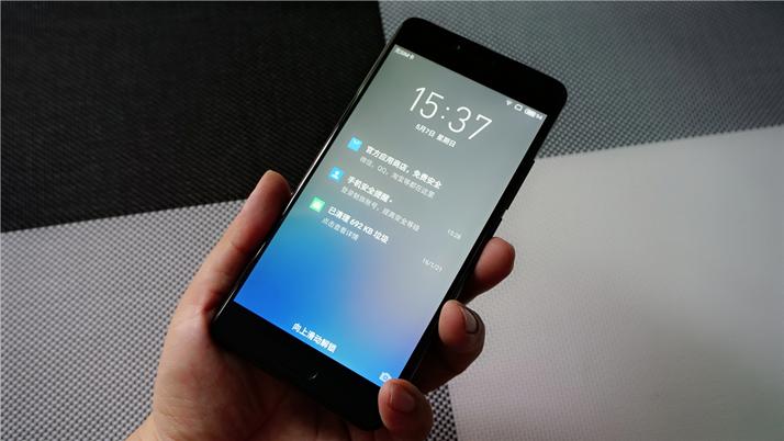 魅蓝e2全部参数配置,魅蓝e2现在值得入手吗