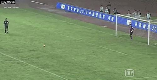 中国男足4-1新加坡王大雷扑救点球,王大雷扑出的十大必进球