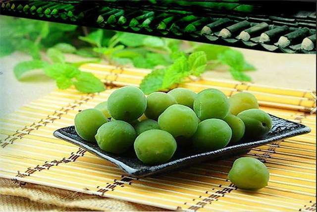 这种水果救过曹孟德以酸著称，药食两用，营养丰富还可治病！