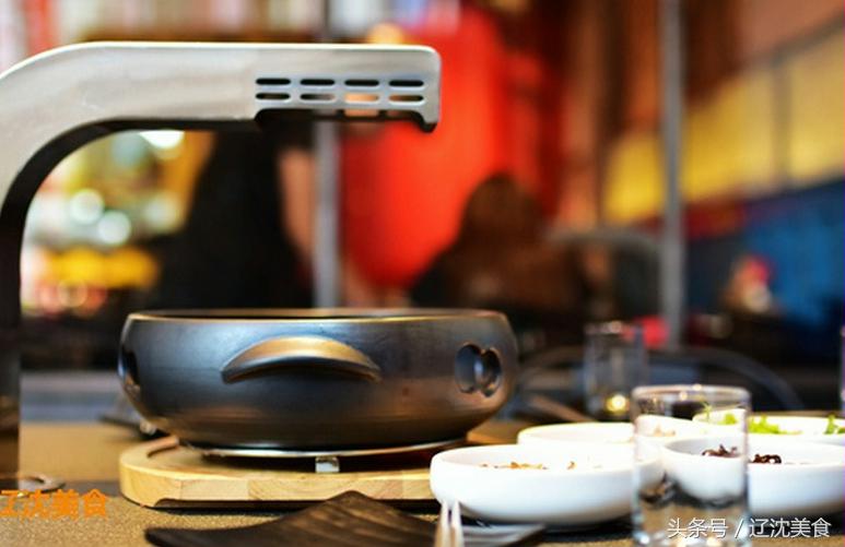 商用烧烤餐厅怎样设计大气省钱,小餐饮排烟设计