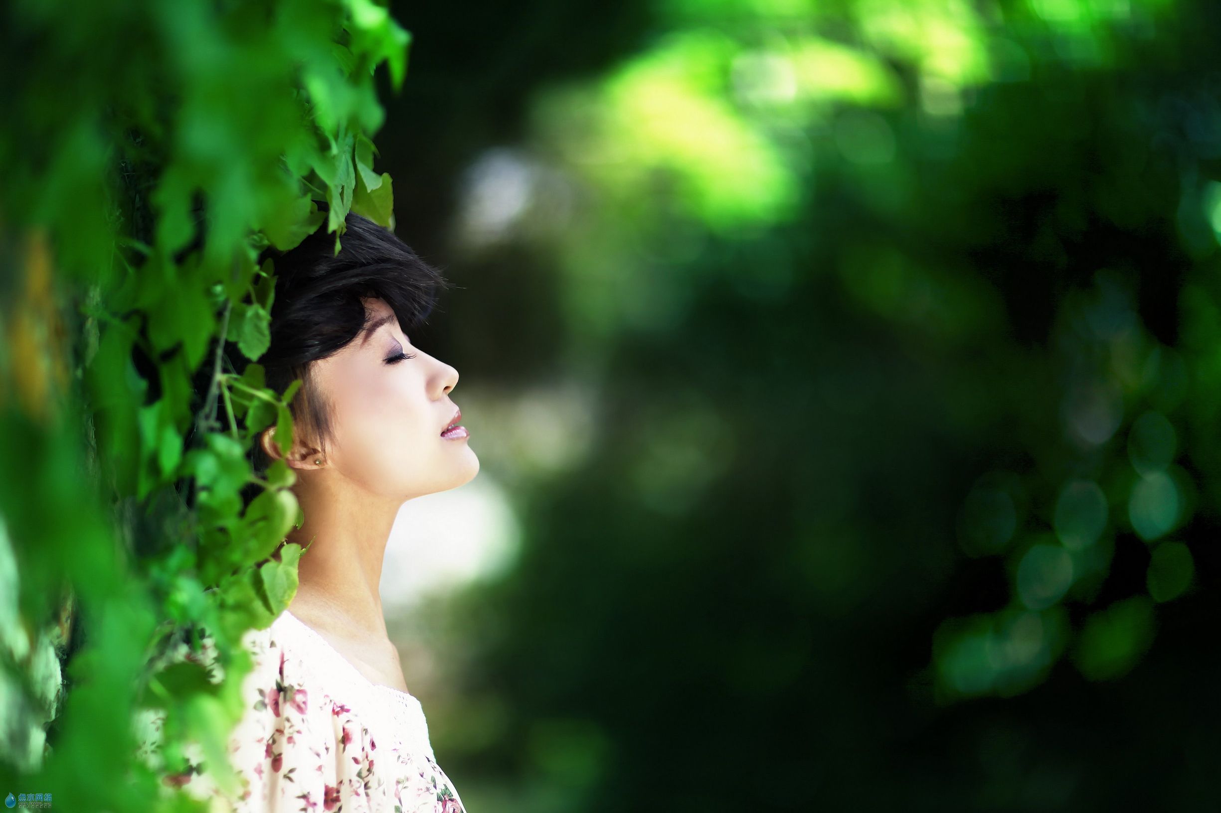 女生祛痘护肤的正确方法,女生祛痘好方法图片