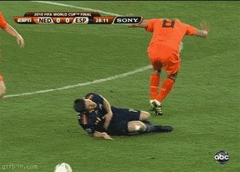 足球搞笑庆祝动作gif,足球过人gif