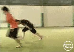 足球30招经典过人技巧,足球教学视频过人技巧外国