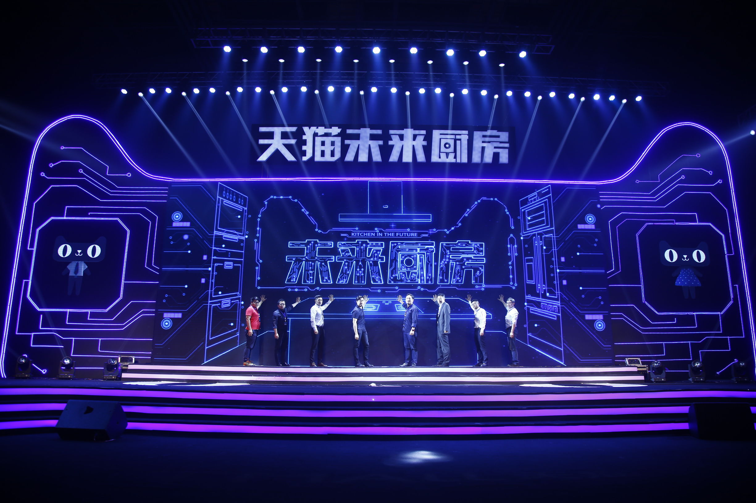 美的厨电引领厨房变革，与天猫一起诠释未来厨房之美