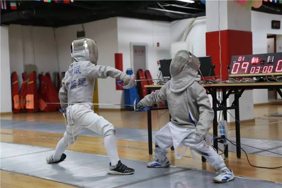 萌娃击剑比赛,击剑比赛小孩子分组