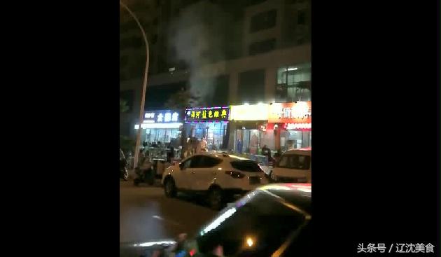 商用烧烤餐厅怎样设计大气省钱,小餐饮排烟设计