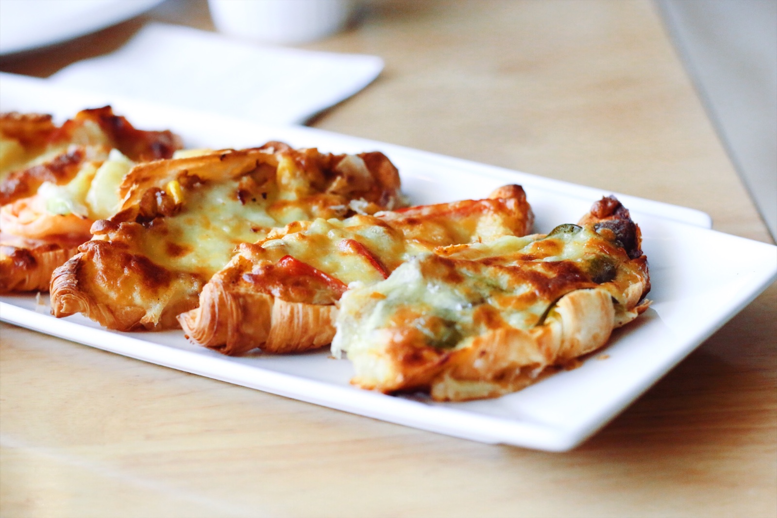 BLUFISH|他在天津造了这座蓝色的饕餮城堡,只为把青梅竹马的她从巴黎追回来