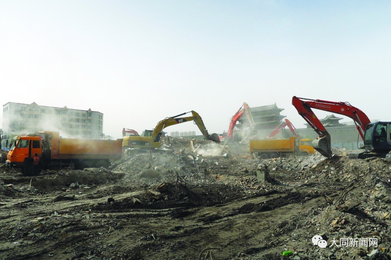 「新闻一锅烩」交警部门严厉整治“路梗阻”｜客运部门半月查扣7辆“黑出租”