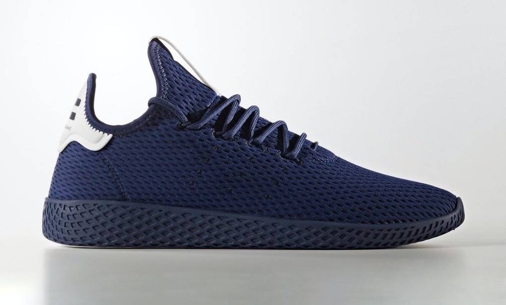 阿迪达斯14年出的衣服,阿迪14年出的球鞋