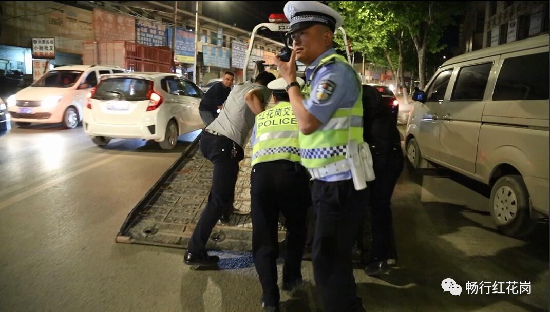 赛摩声浪炸街扰民怎么办,赛摩飙车噪声扰民