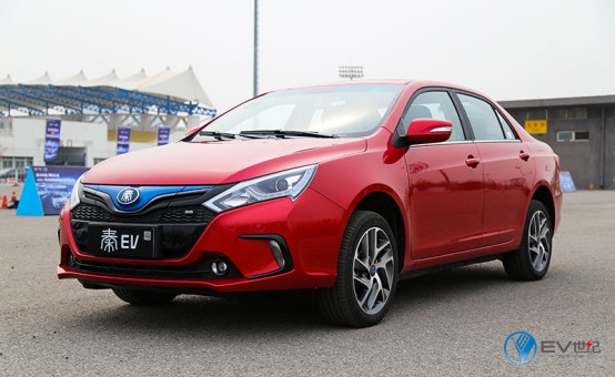 购秦EV/e5/e6送iphone7+港澳游5.20比亚迪国贸店等你