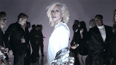 各个奢侈品牌靠什么发家的,那些奢侈的事情