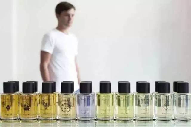 樊姐送关关的香水,樊姐送给关关什么香水