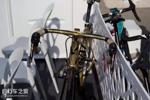 环阿联酋自行车,环阿联酋个人计时赛的公路车