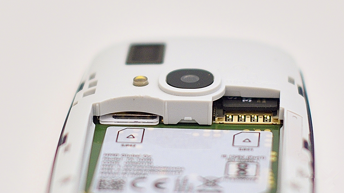 诺基亚3310玩贪吃蛇游戏,诺基亚3310贪吃蛇