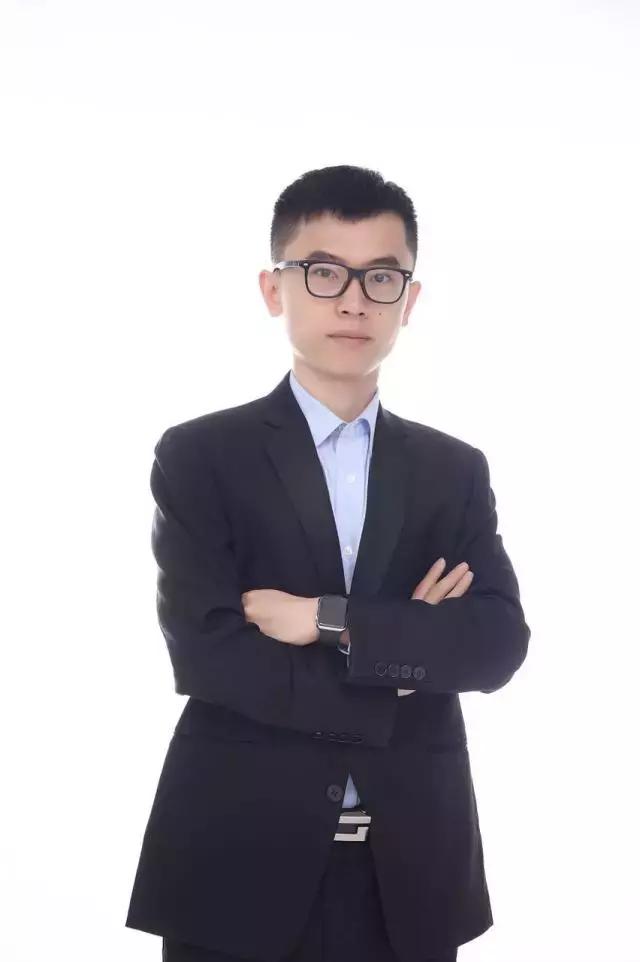 被投资人嘲讽到获投数千万，这家互联网婚纱摄影平台如何颠覆传统