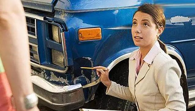 开车怕剐蹭，学会理赔流程很省心