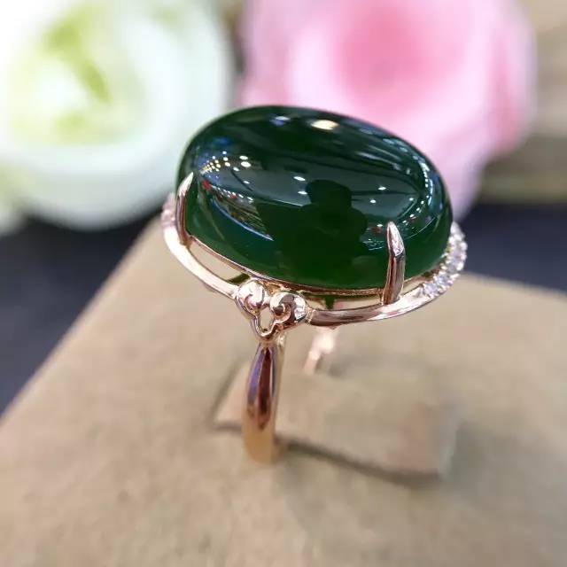 买金首饰注意事项和技巧,为什么建议大家不要买金镶玉