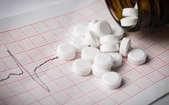 突发心脏病急救步骤,心脏病突发急救最快的方法