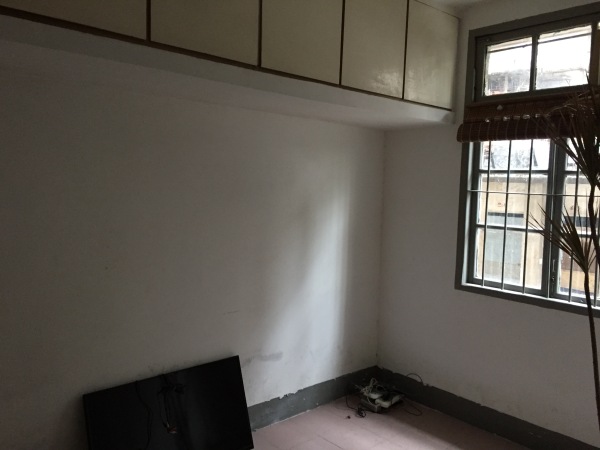 他将厦门的民宅改造成烘焙馆，每周邀请100位陌生人喝精品咖啡