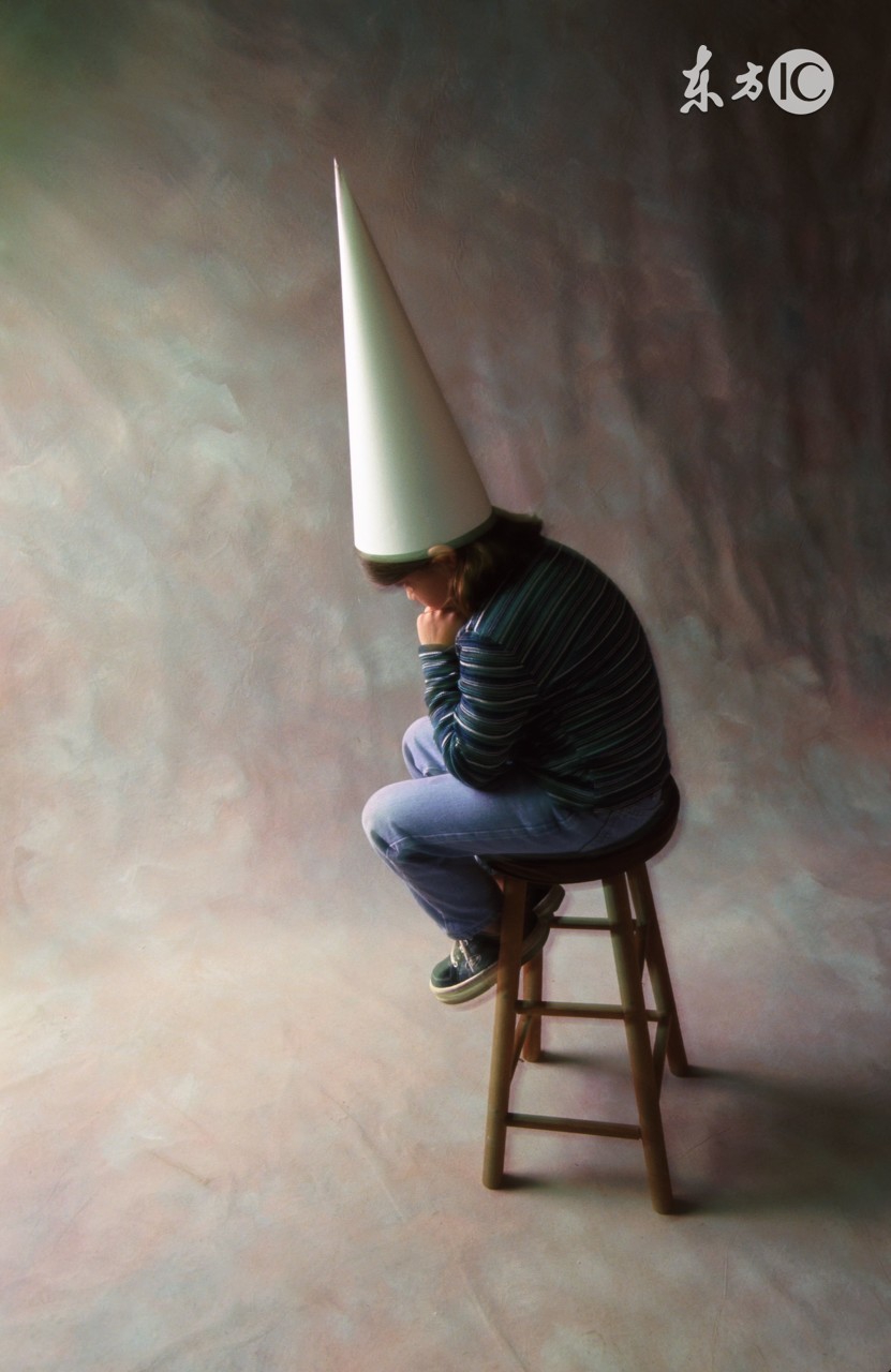 孩子在学校犯错了怎样解决,孩子犯错该怎么教学