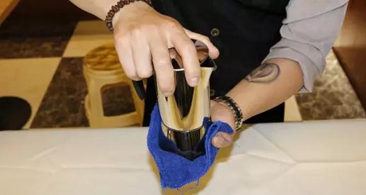 咖啡摩卡壶使用教程,摩卡壶新款双阀教程