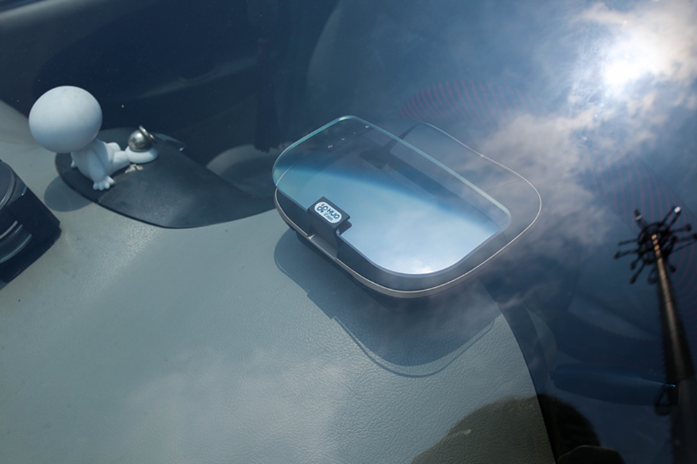 汽车安装飞机显示器:号称开车“不低头”,有多少人用过?