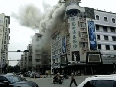 油烟管道的处理方法,油烟管道应及时清理