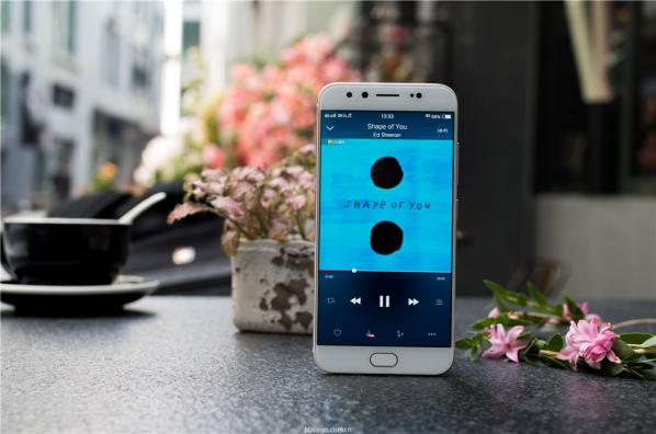 为什么vivo手机比小米性能强,为什么vivo手机质量好