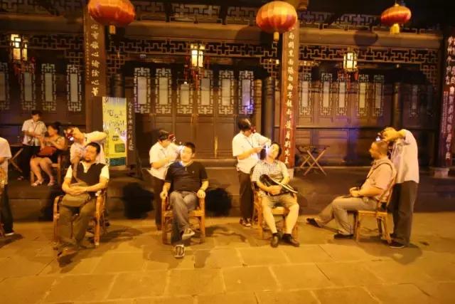 掏耳朵导致真菌感染,成都掏耳朵被感染怎么治疗