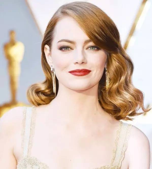 几百块可能买不到好的口红,十支口红够用吗