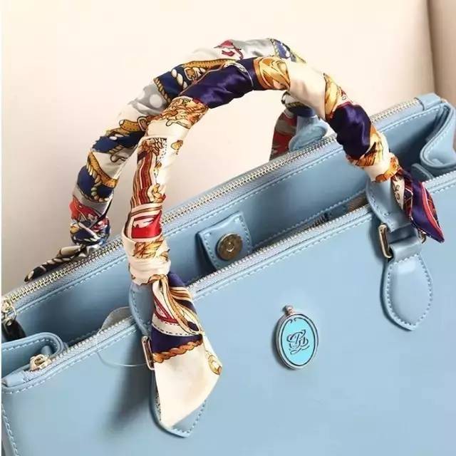 丝巾如何修复包带,丝巾护包的正确方法