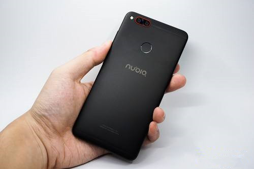 努比亚z17mini真机图,测评手机努比亚z17mini