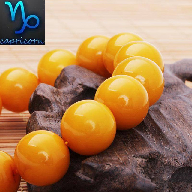 文玩中12生肖佩戴什么手串 (不同星座适合的文玩)