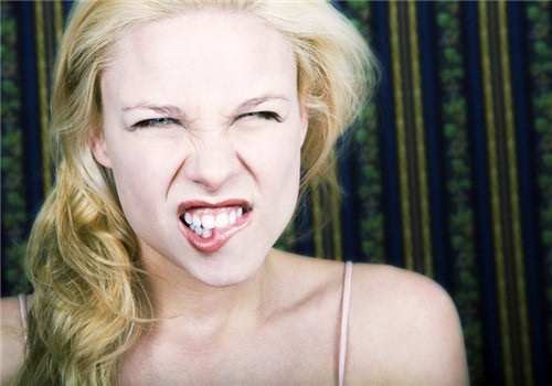 中老年便秘女性习惯性便秘,怎样的症状算便秘