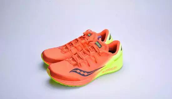 谁说跑鞋不贵？一篇文章刷新你的跑鞋新上限！