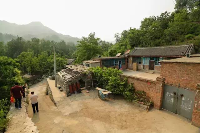 保定易县紫荆关镇坡下村,第一雄关嘉峪关景区