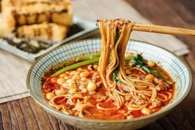 它叫小面,从此没有面敢叫大面