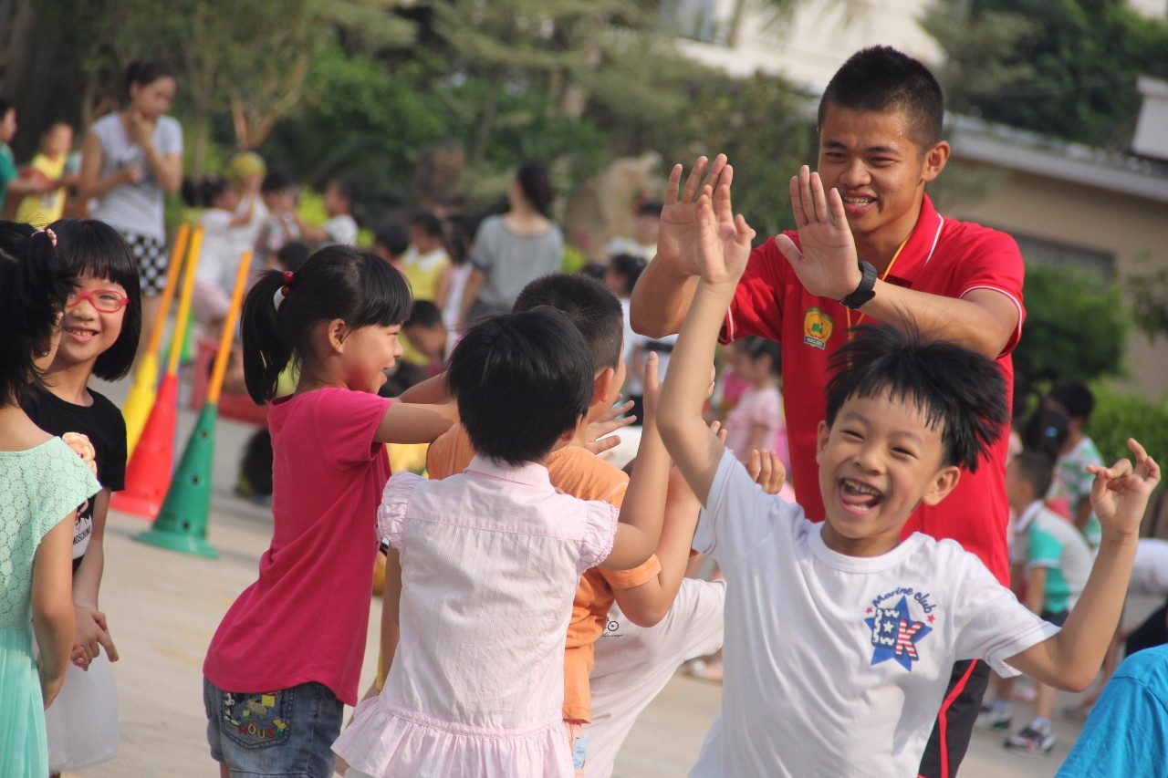 一场足球梦,足球赛拉开青少年足球梦