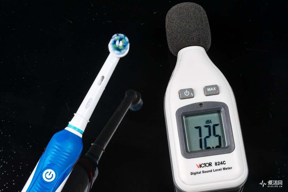 飞利浦和欧乐b电动牙刷哪个好,欧乐b与飞利浦电动牙刷哪个好