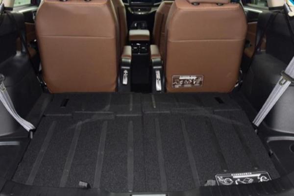 多款车型轻松满足多样出行需求,全新杰德五座试驾视频