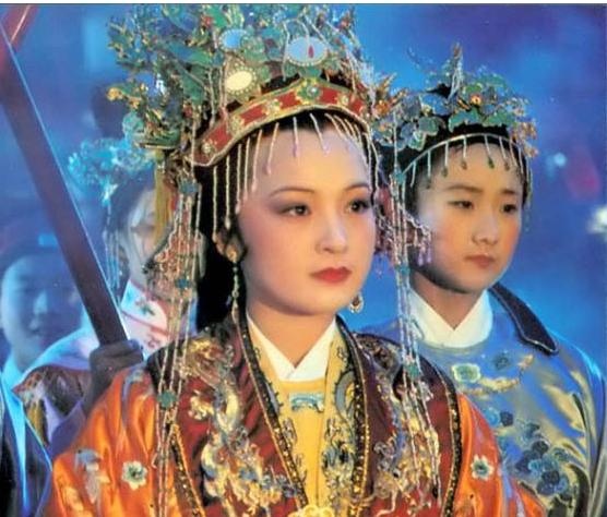 贾宝玉是呆霸王吗,贾宝玉是不是个率性的人